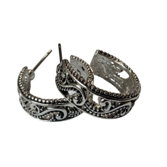 Y2K Silver Tone Textured Filagree Hoop Earring 3/4" Nickel Free Hypoallergenic - Picture 4 of 7